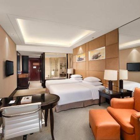 New Century Grand Hotel Xuzhou Bagian luar foto