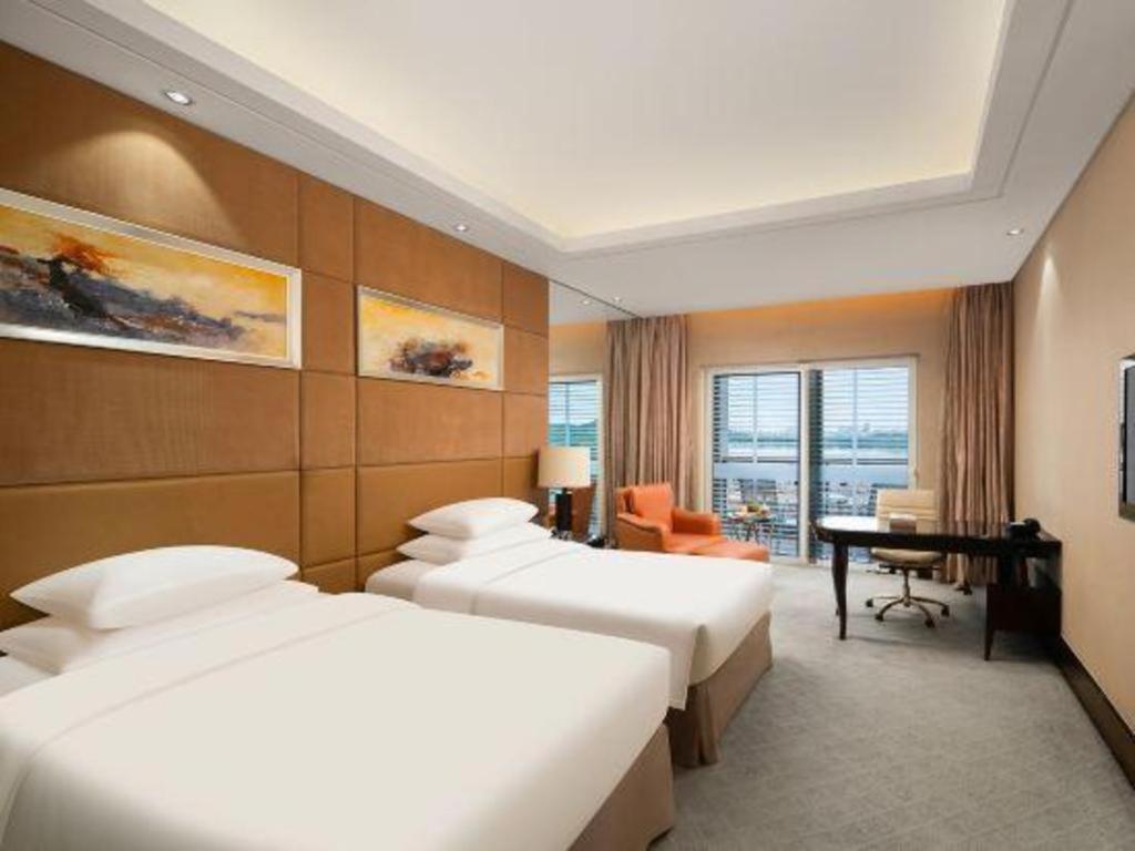 New Century Grand Hotel Xuzhou Bagian luar foto