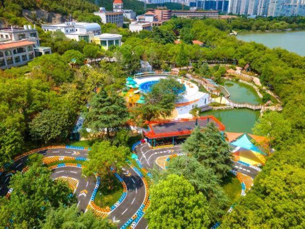 New Century Grand Hotel Xuzhou Bagian luar foto