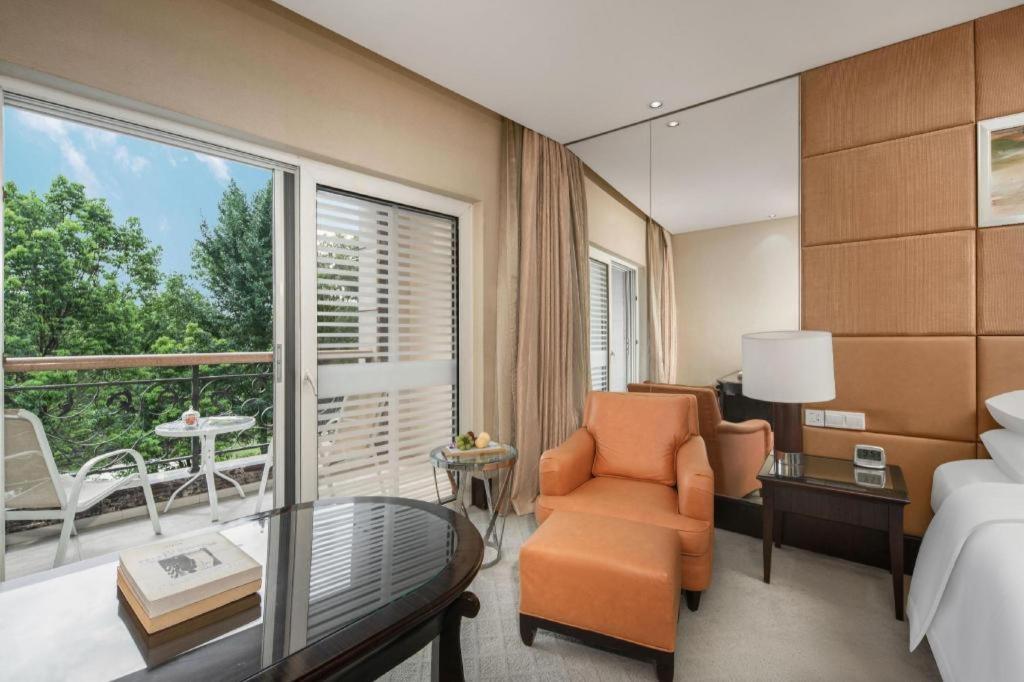 New Century Grand Hotel Xuzhou Bagian luar foto