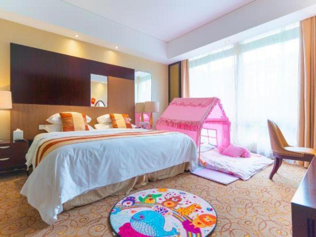 New Century Grand Hotel Xuzhou Bagian luar foto