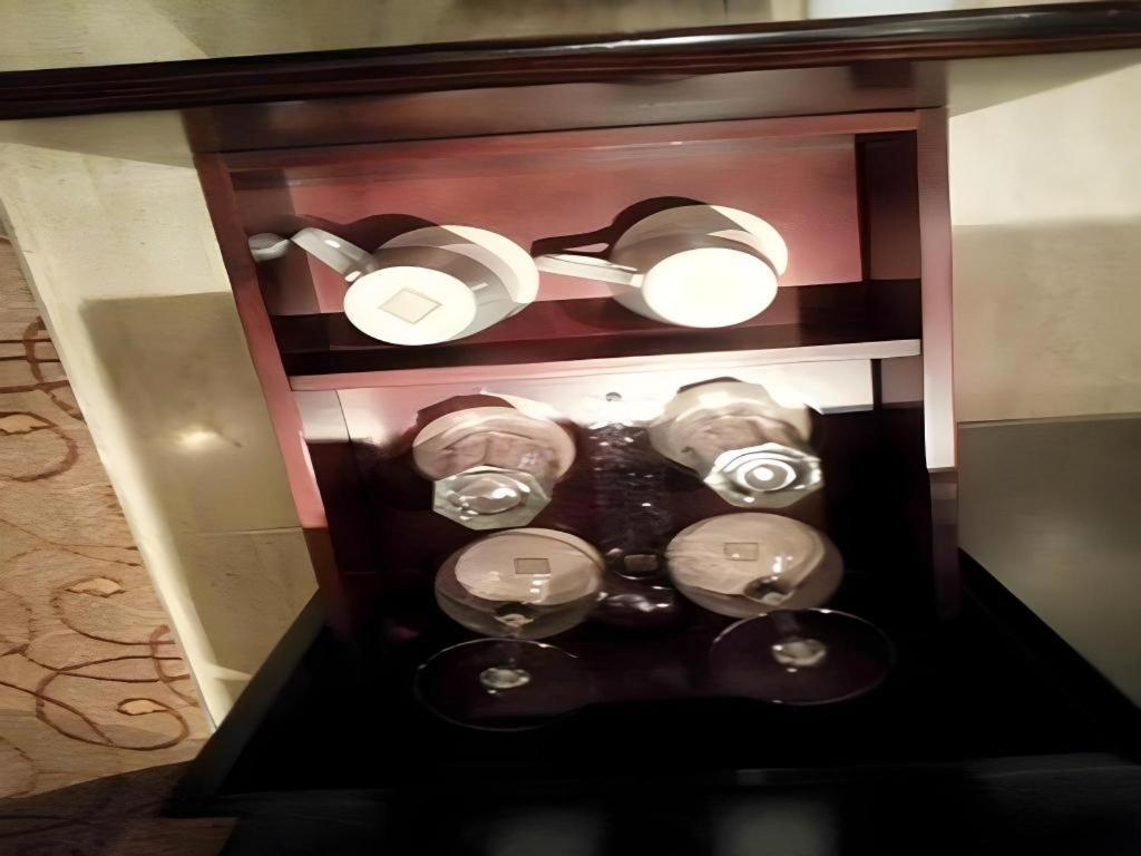New Century Grand Hotel Xuzhou Bagian luar foto