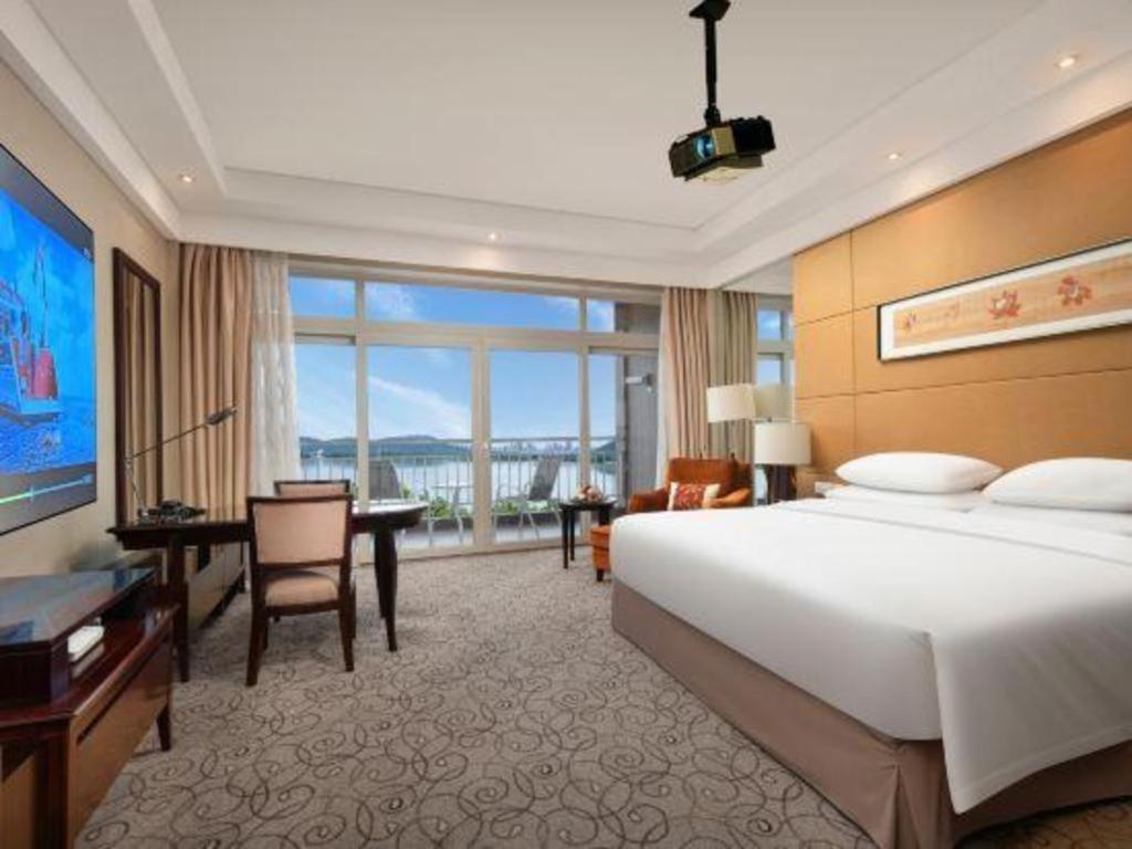 New Century Grand Hotel Xuzhou Bagian luar foto